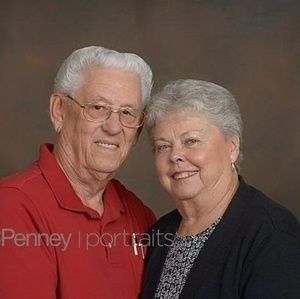 Meet your Posher, Dee